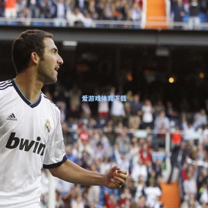 传奇再启航？巴洛特利或免签达曼协作，三年合约引发足坛热议