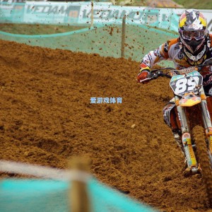 红魔帅位悬念延续至夏窗，天空体育曝曼联财政考量成关键